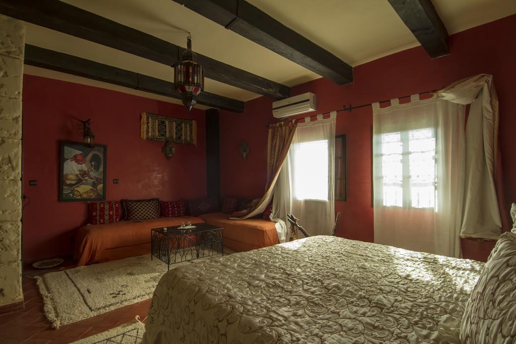 Rose Noire Hotel Варзазат Екстериор снимка