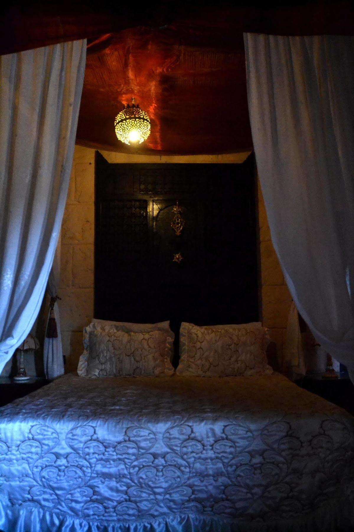Rose Noire Hotel Варзазат Екстериор снимка
