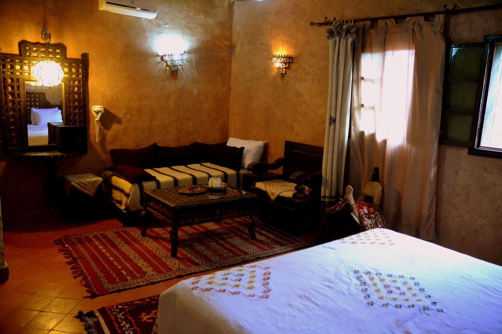 Rose Noire Hotel Варзазат Екстериор снимка